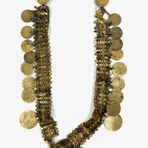 Traditional women's necklace with fabric, articulated chain and coin decorations.